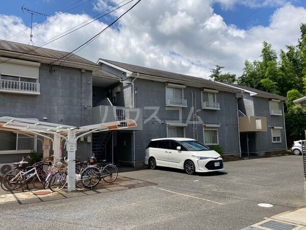 2/4 駐車場
