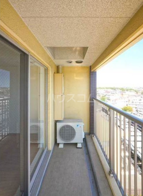 13/26 バルコニー