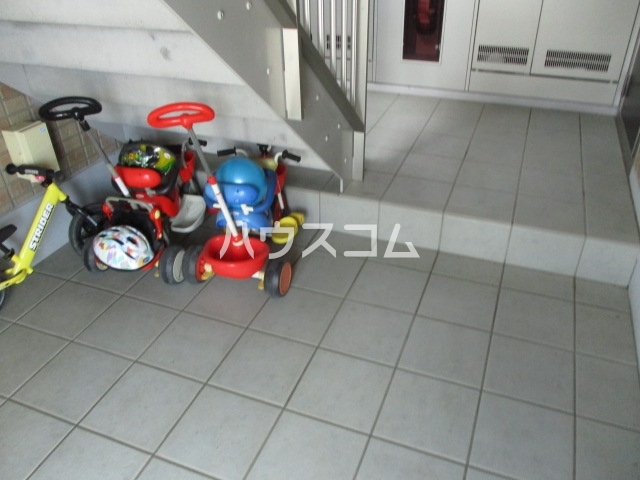 17/20 エントランス