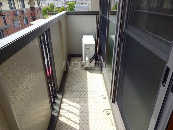 13/20 バルコニー