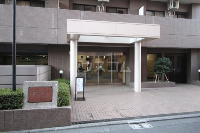 2/3 エントランス