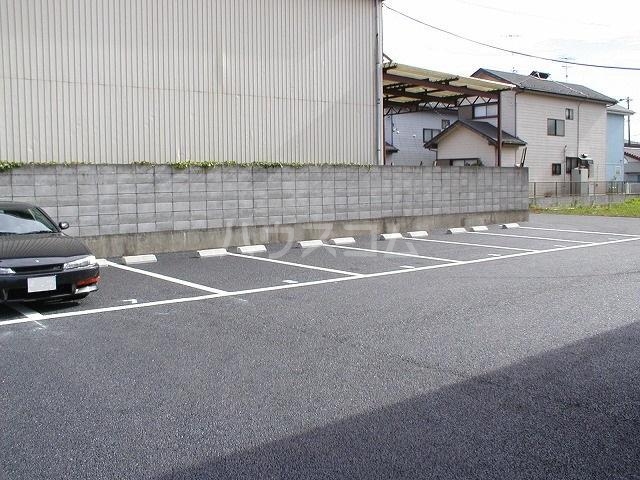20/21 駐車場