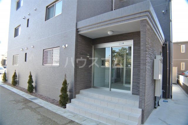 20/25 エントランス