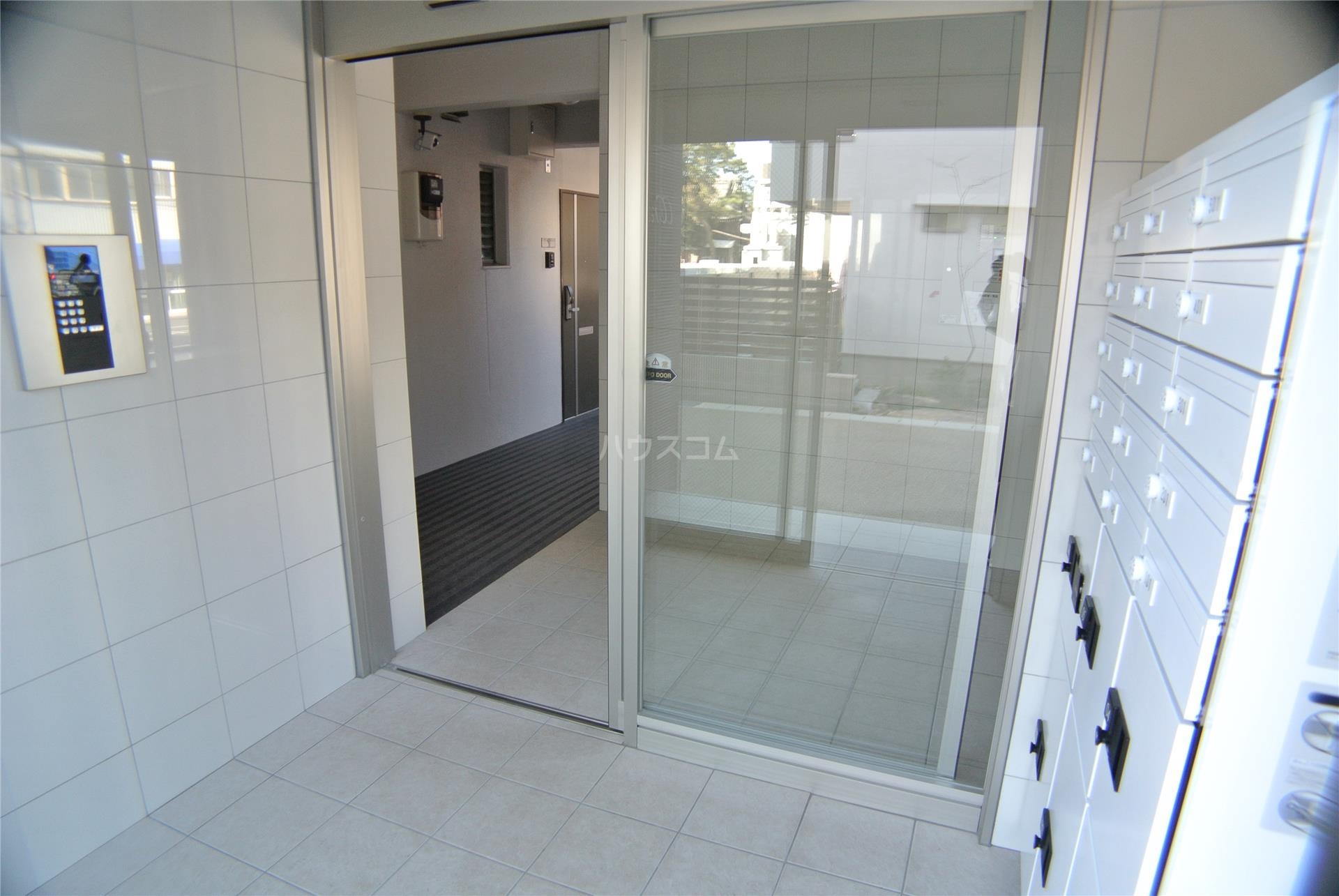 21/24 エントランス