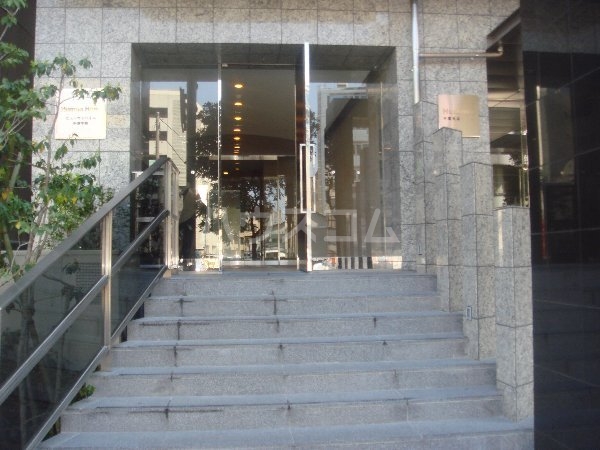 22/29 エントランス