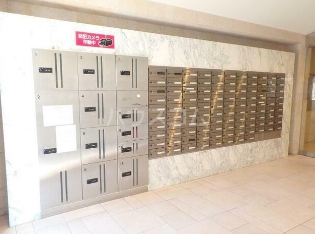 14/22 エントランス