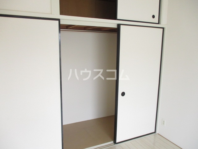 13/30 収納