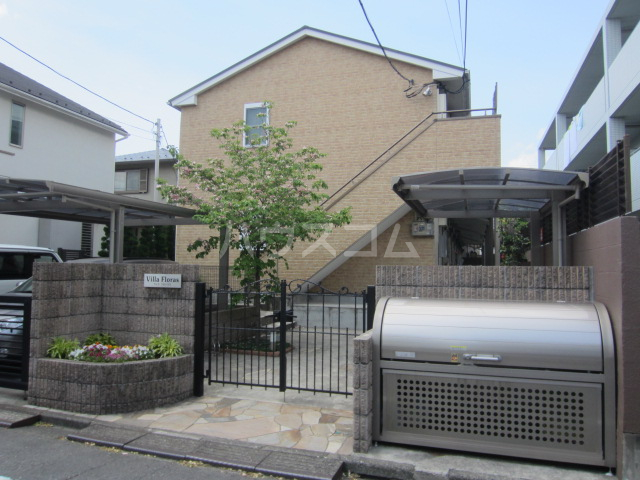 19/29 エントランス