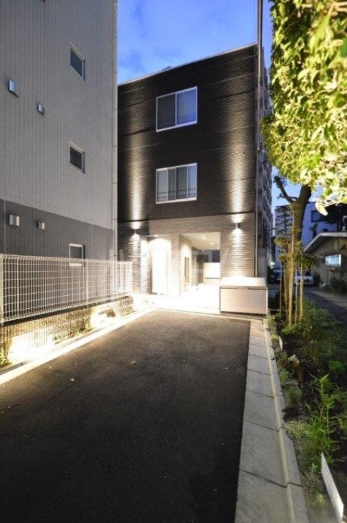 20/22 エントランス