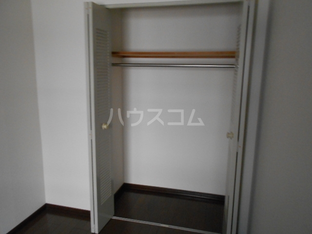13/30 収納