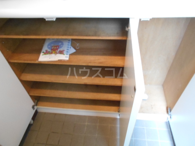 16/30 収納