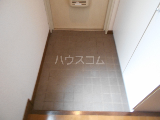 17/30 玄関
