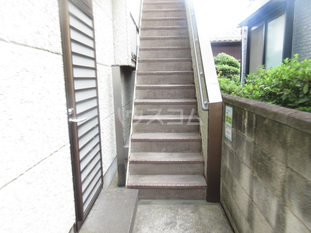 20/26 エントランス