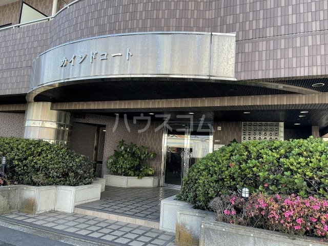 28/30 エントランス