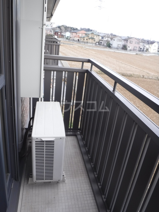 17/23 バルコニー