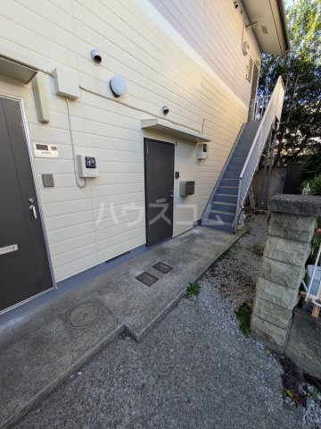 19/26 エントランス