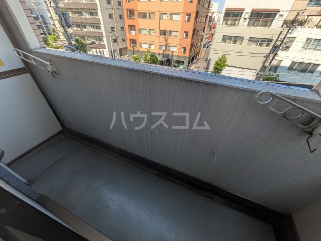 14/28 バルコニー