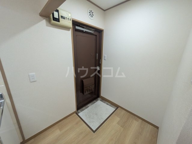 13/30 玄関