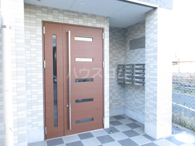 15/25 エントランス