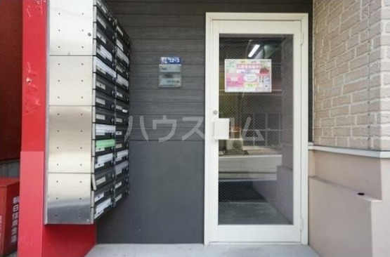 15/25 エントランス