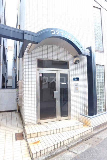 24/30 エントランス