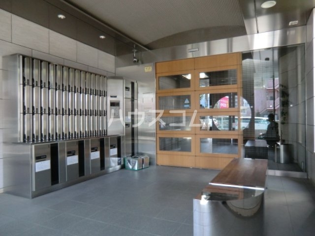 17/28 エントランス