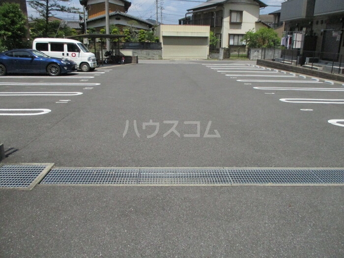 3/4 駐車場