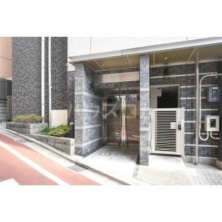 18/19 エントランス