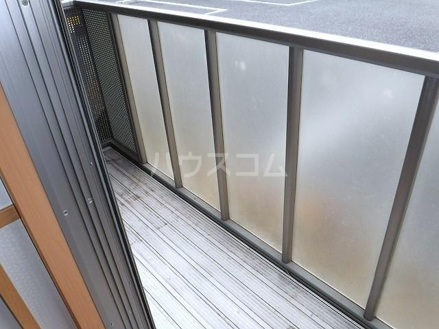 13/18 バルコニー