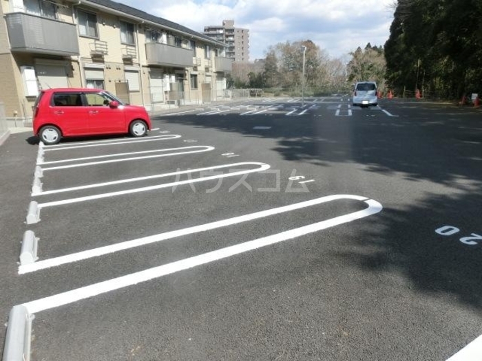 2/8 駐車場