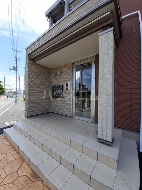 14/27 エントランス