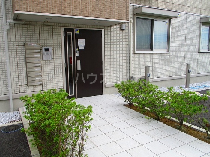 17/20 エントランス