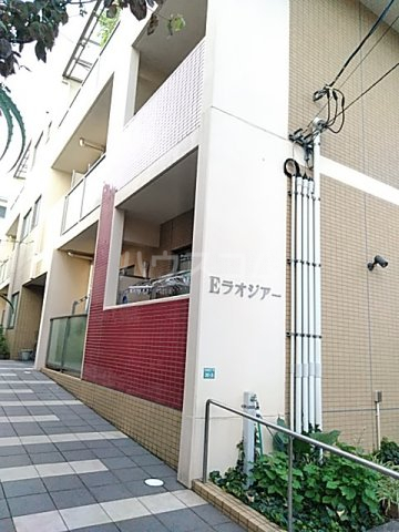 29/30 エントランス