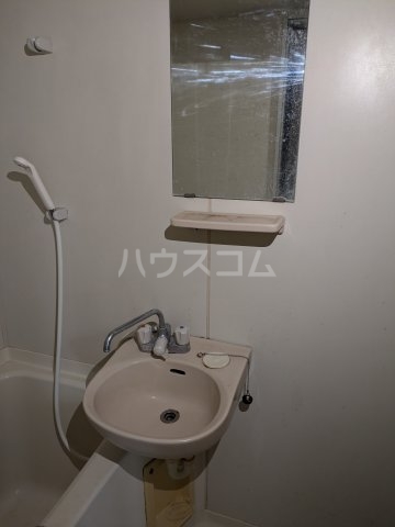 15/30 洗面