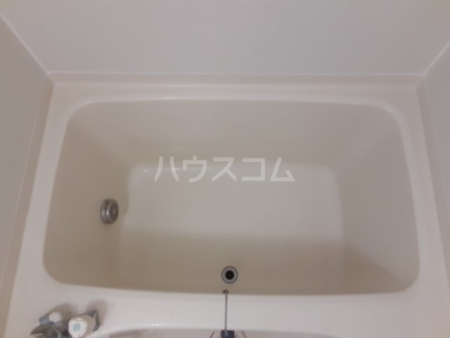 16/30 浴室