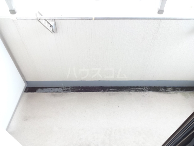 21/30 バルコニー