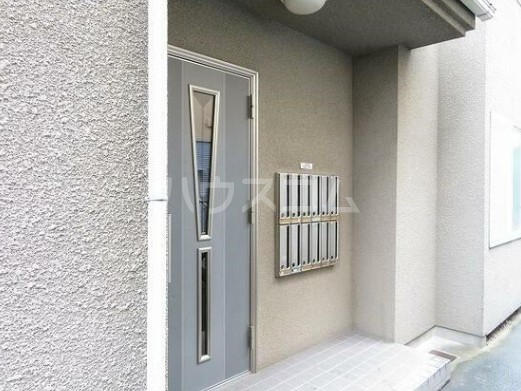 2/3 エントランス