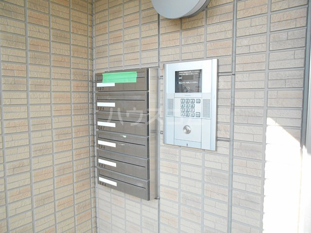 20/27 エントランス