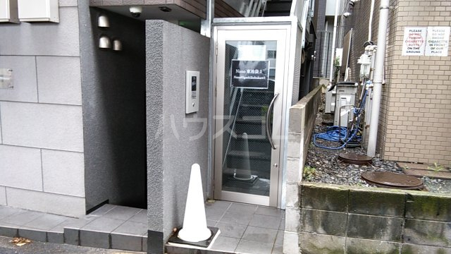 16/26 エントランス