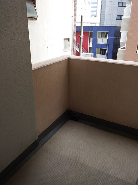 17/30 バルコニー
