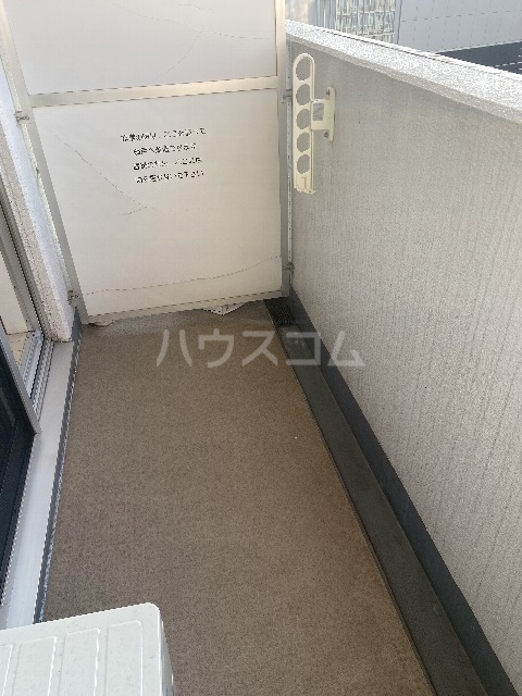 13/30 バルコニー