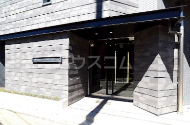 13/20 エントランス