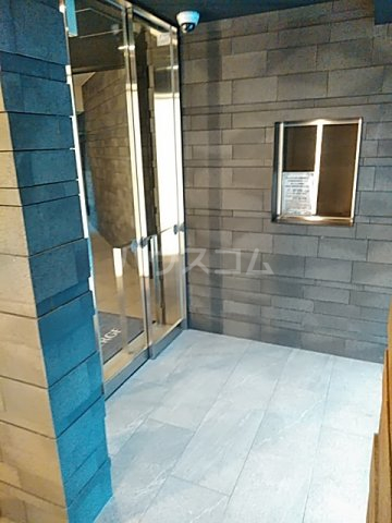 29/30 エントランス