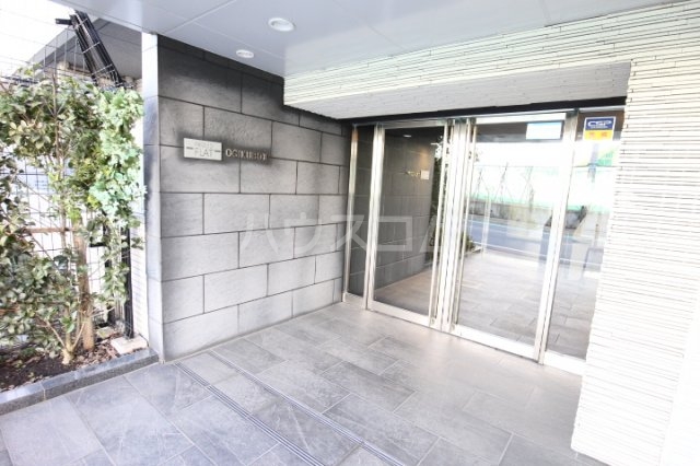 29/30 エントランス