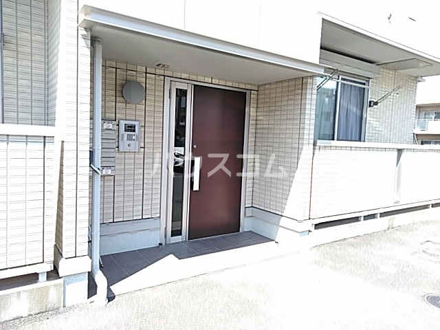 18/29 エントランス