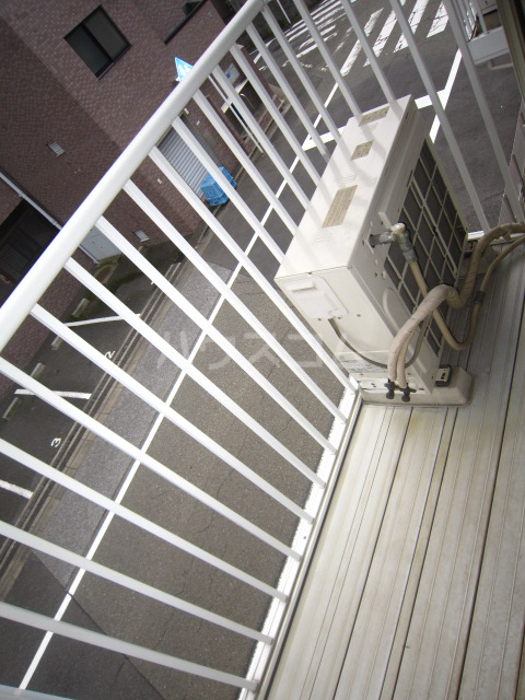 17/28 バルコニー