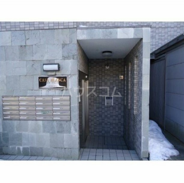 16/26 エントランス