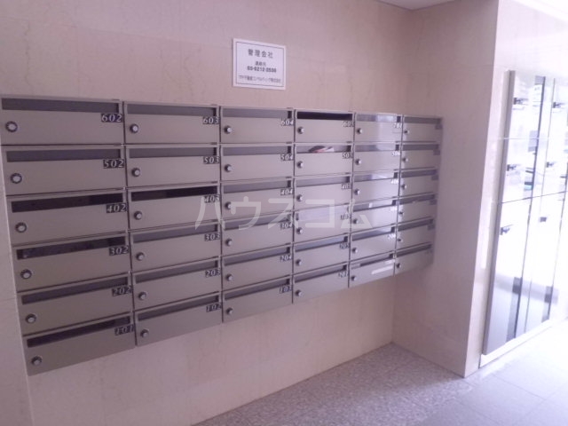 15/21 エントランス