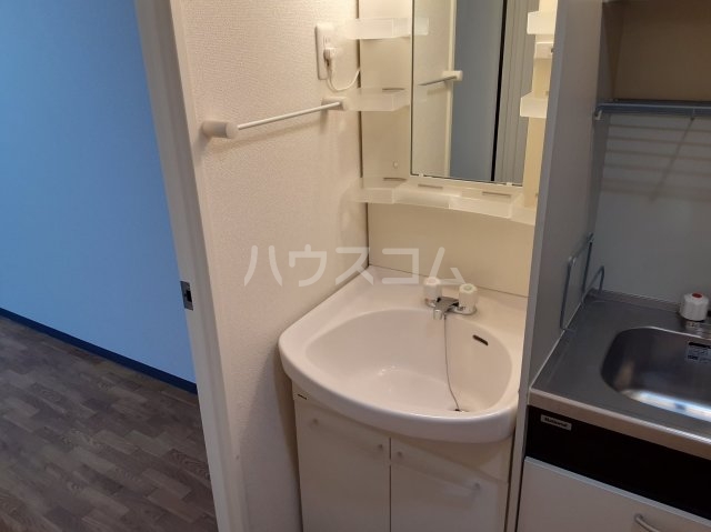 13/30 洗面