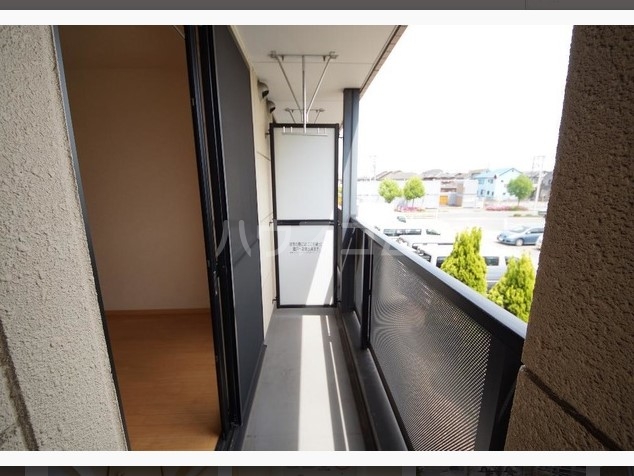 14/28 バルコニー